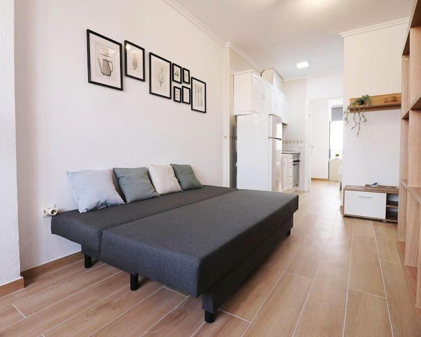 Brand New Apartment. 400 Meters Best Beach Torrevieja Dış mekan fotoğraf